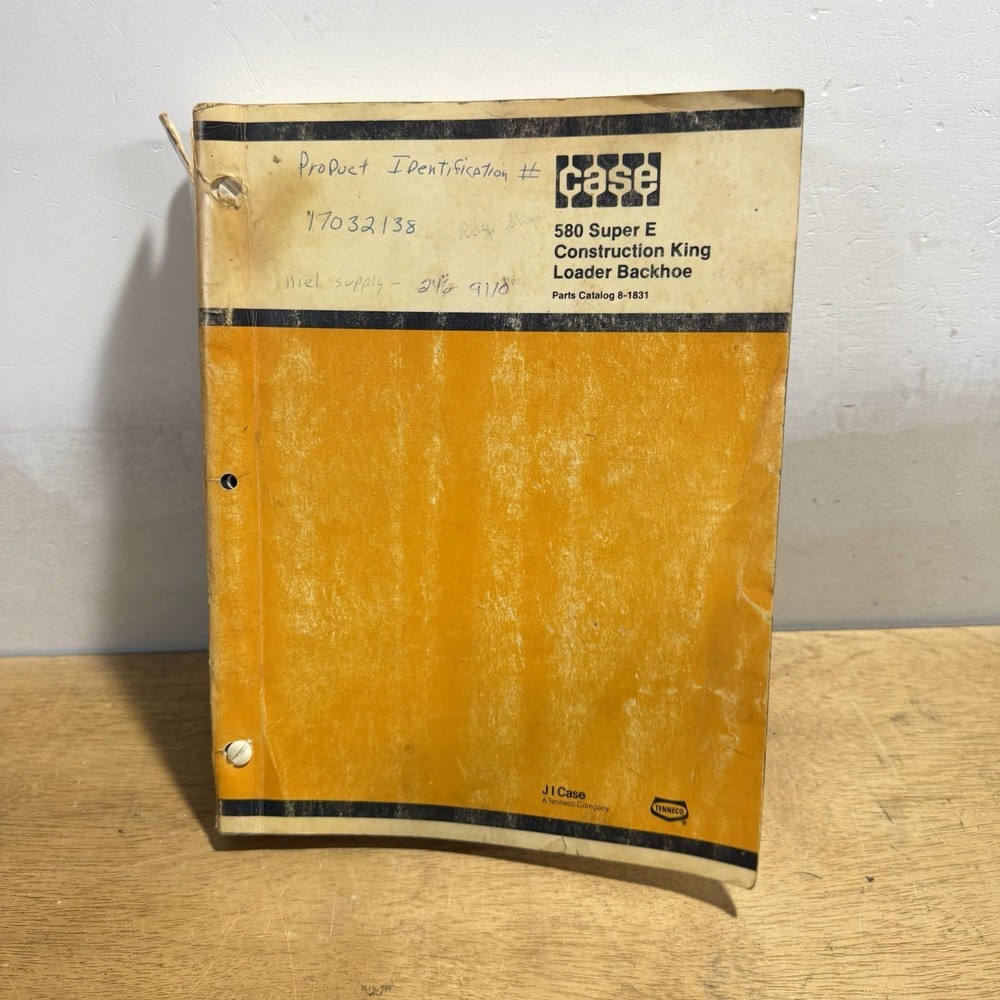 Case 580 Super E Tractor Loader Backhoe Parts Catalog Manual 8-1831 OEM